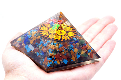 Orgonite Pyramid - Om Chakra - 70 mm - Cosmic Serenity Shop