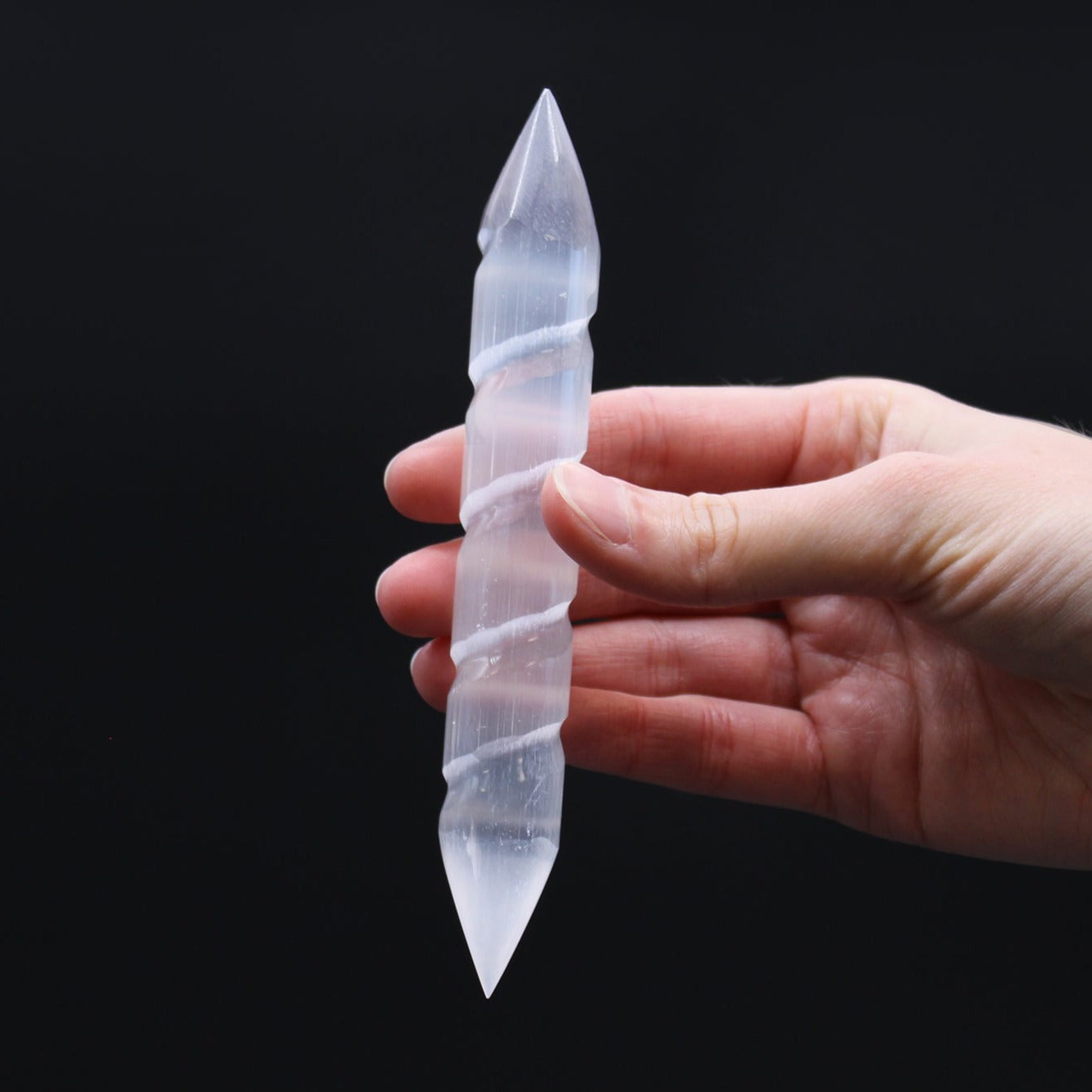 Selenite Spiral Wand - 16 cm - Point Both Ends